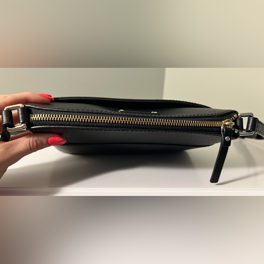 Kate Spade ♠️ Black Leather Crossbody Bag - Picture 8 of 12